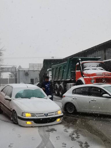 عکس گاراژ مشهد دیزل