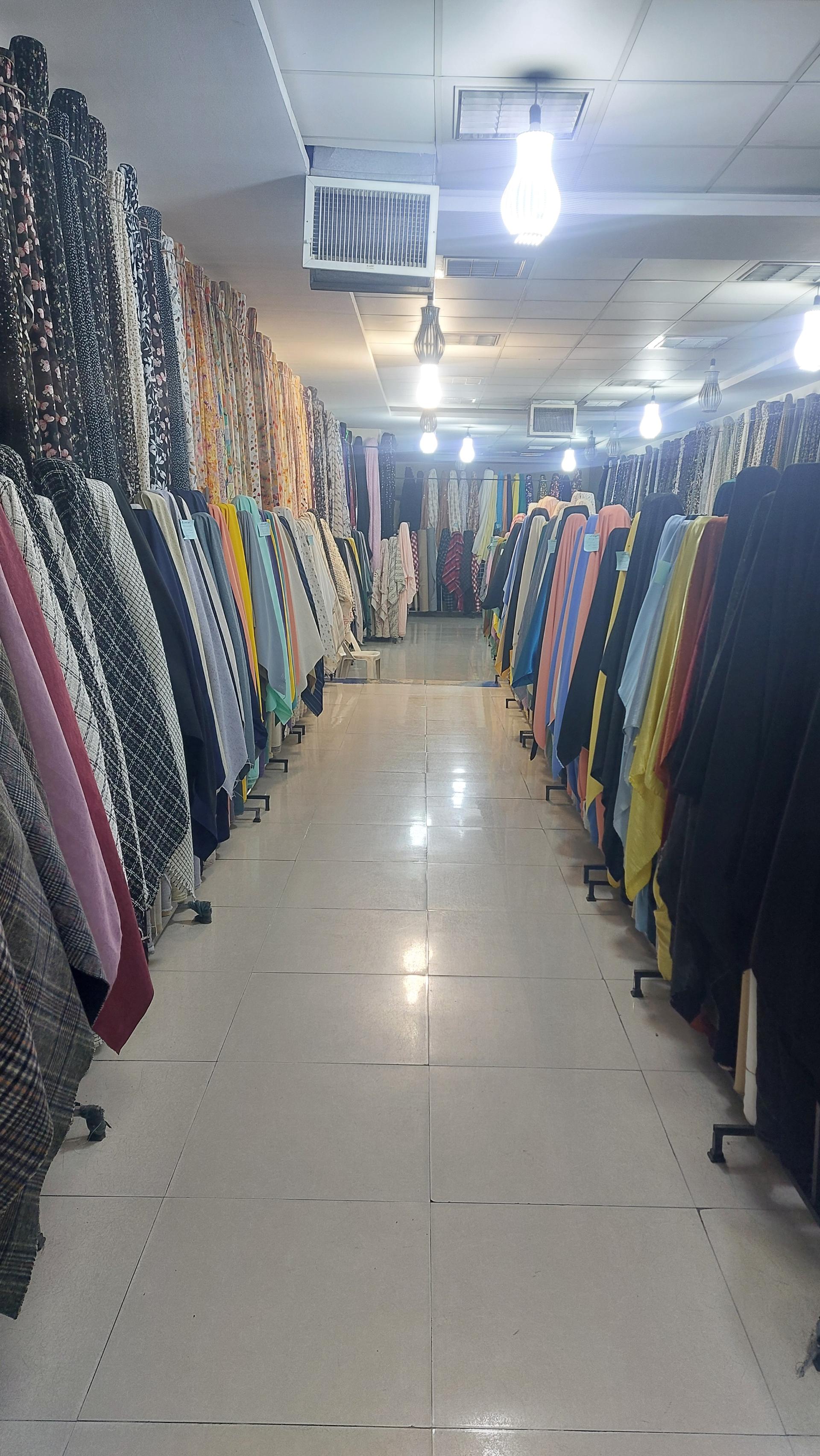 عکس فروشگاه ارمیا