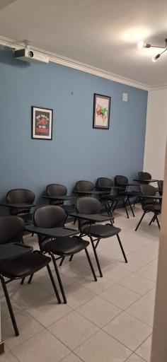 آموزشگاه فنی حرفه ای بازارهای مالی مانی