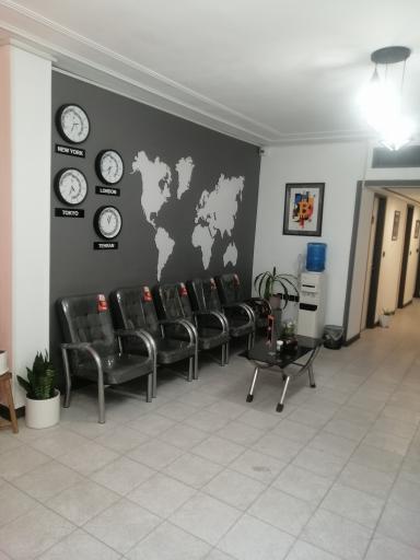 عکس آکادمی مانی