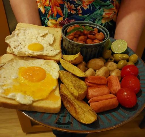 عکس کافه رز