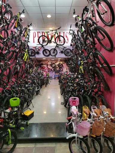 عکس فروشگاه دوچرخه پرسپولیس