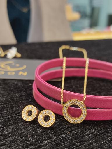 عکس کارگاه طلا و جواهر مون