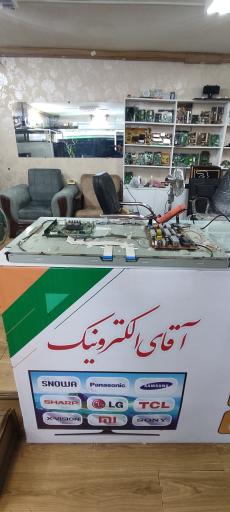 عکس تعمیرتخصصی بردهای الکترونیکی ال ای دی