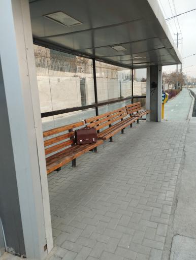 عکس ایستگاه اتوبوس میدان هفتم آذر