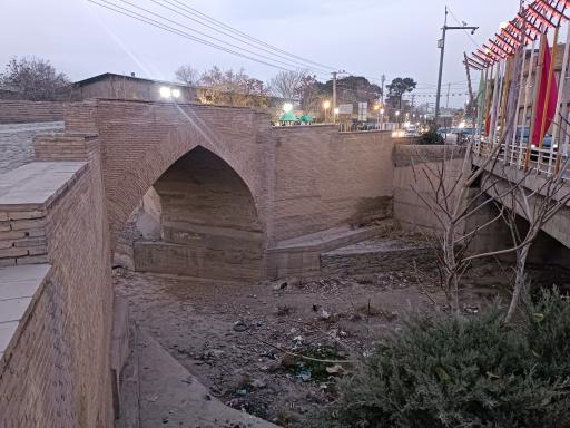 عکس پل تاریخی جیتو