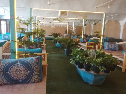 عکس باغ رستوران نقش جهان