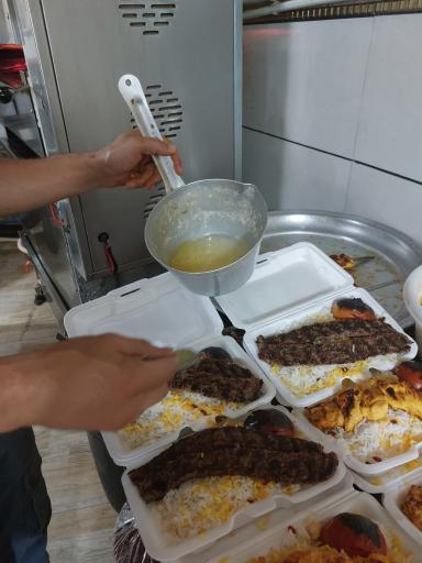 عکس غذاخوری دلپذیر