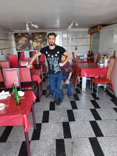 عکس غذاخوری دلپذیر