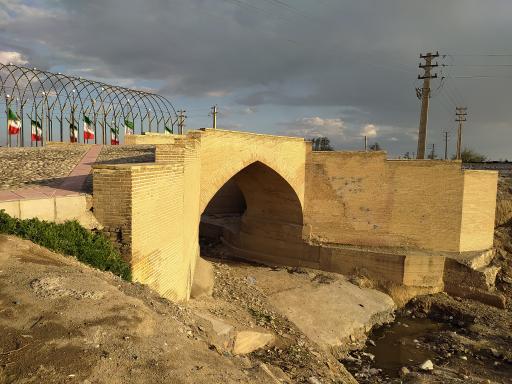 عکس پل تاریخی جیتو