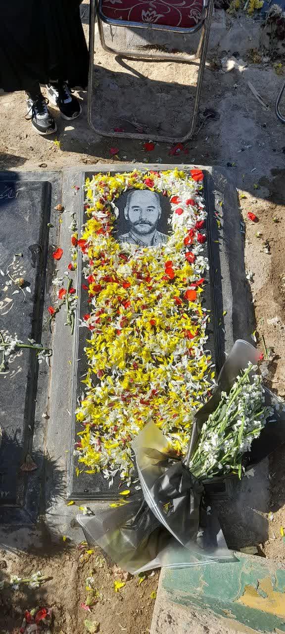 عکس مزار غلامعلی نقدی سده