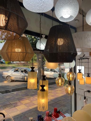 برق و لوستر نداف