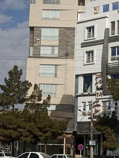 عکس عمارت لاله