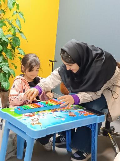 عکس آموزشگاه موسیقی چامه