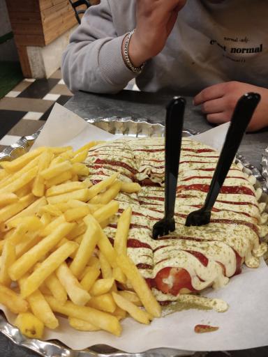 عکس فست فود نیکشان حکیم نظامی