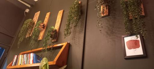 عکس کافه این