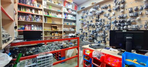 عکس فروشگاه گیگا الکترونیک