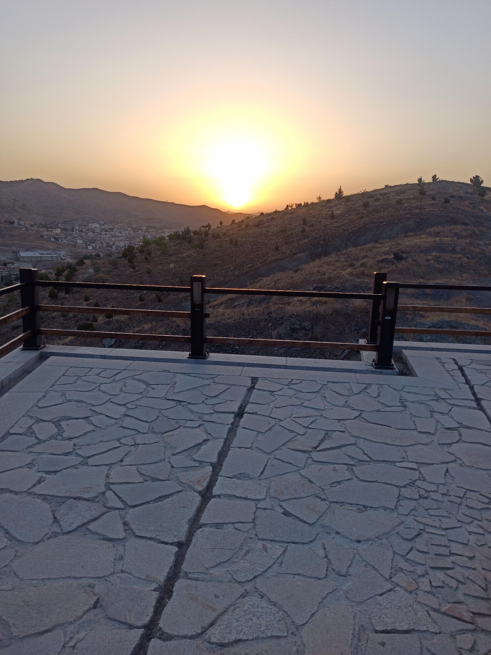 عکس بوستان خورشید