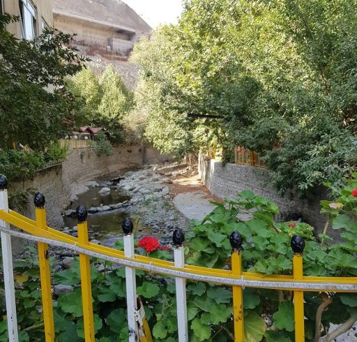 عکس رستوران گل صحرا