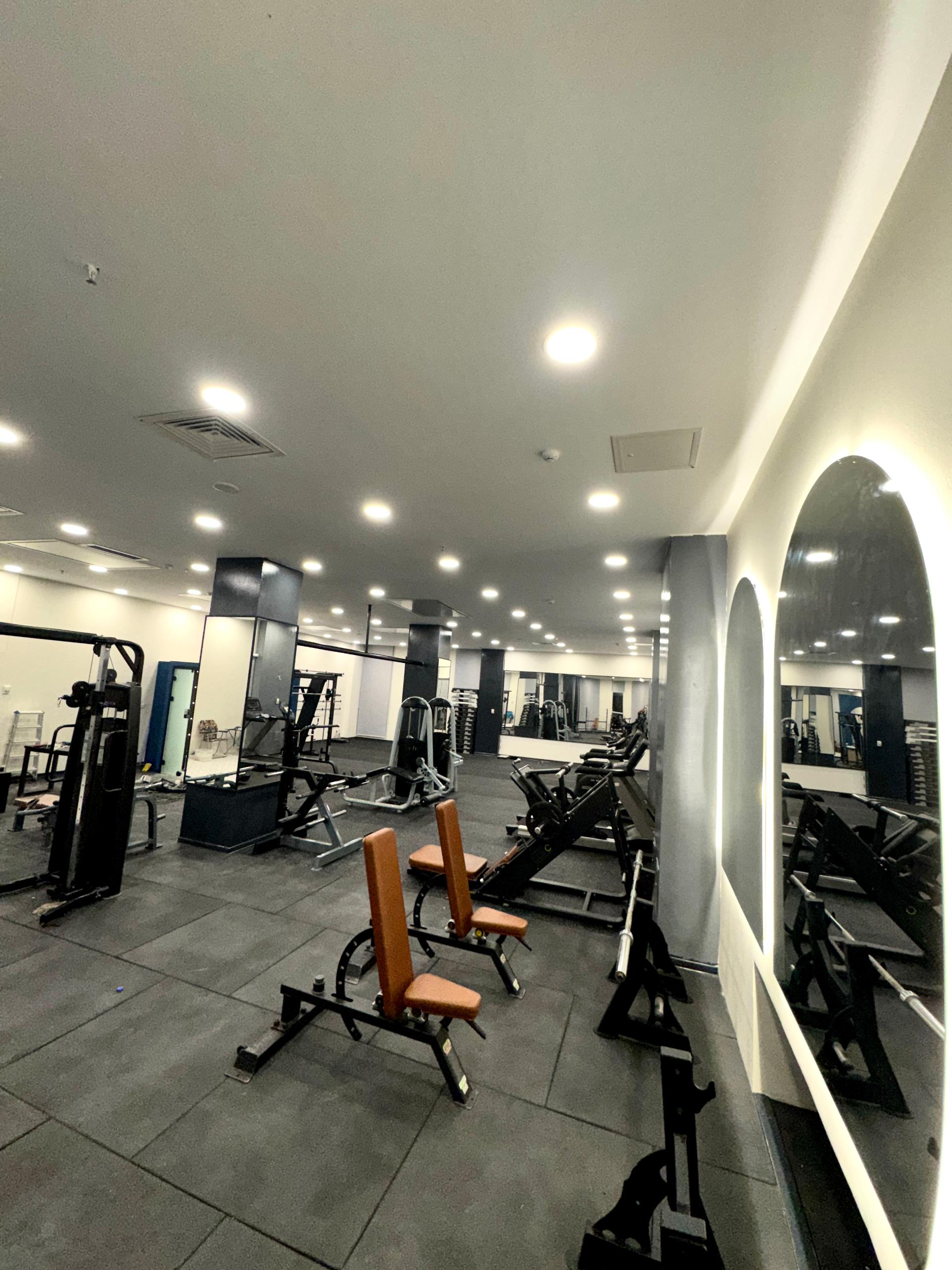 عکس باشگاه بدنسازی پالس