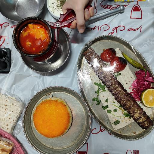 عکس رستوران گل صحرا