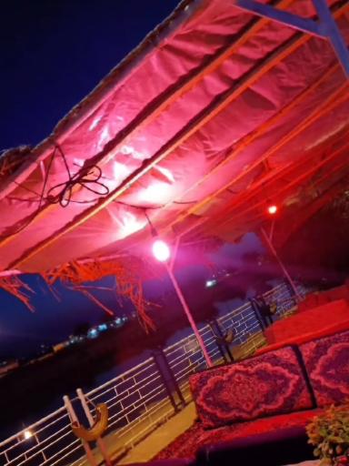 عکس کافه شبهای اروند