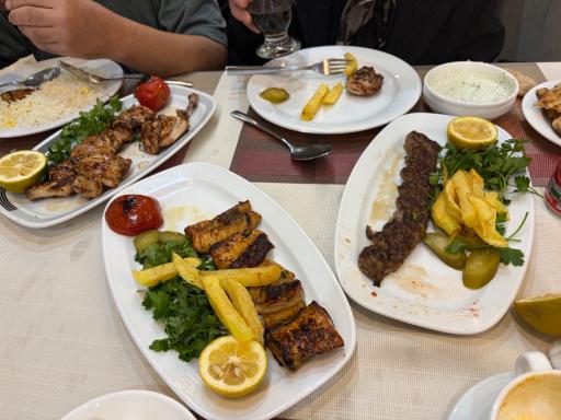 عکس رستوران یاس هتل میزبان