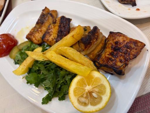 عکس رستوران یاس هتل میزبان