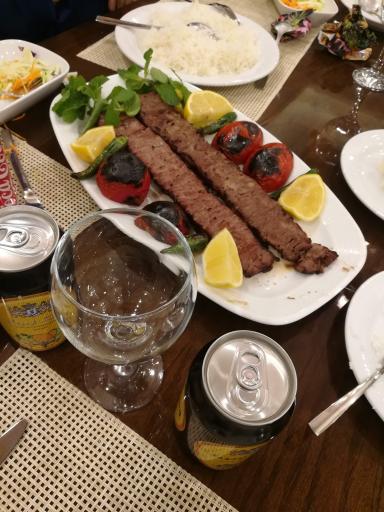 عکس چلوکبابی ولی عصر