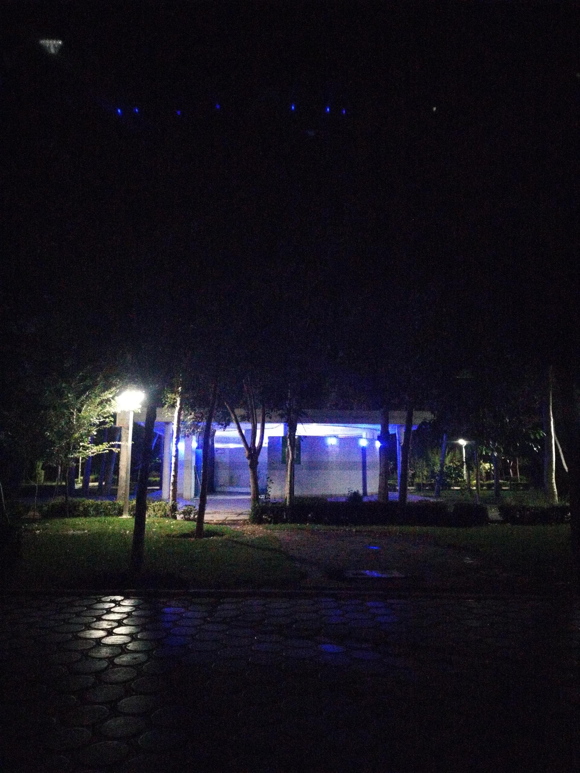 عکس سرویس بهداشتی بوستان میرزا کوچک خان