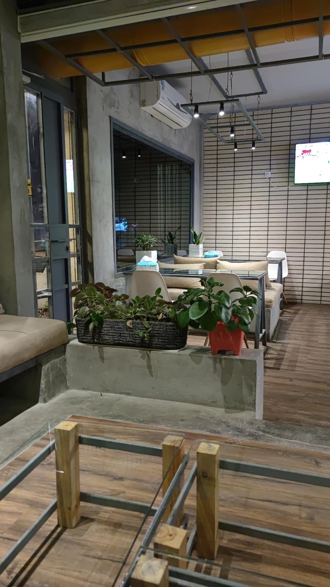 عکس کافه و فست فود رز