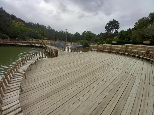 مجموعه تفریحی آبشار شاهرود