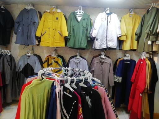 عکس مانتو سرای شیک پوشان