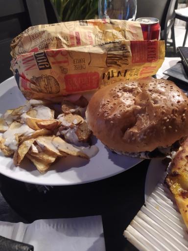 عکس رستوران گریل باکس