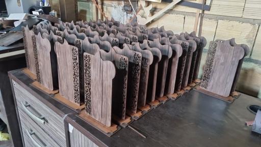 عکس برش لیزر غیرفلزات زمانی 