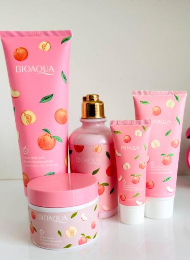 عکس لوازم آرایشی و مراقبت پوستی زیبانو