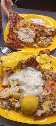 عکس پیتزا سیسیز