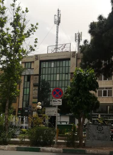 عکس مرکز اداری تجاری گلدیس