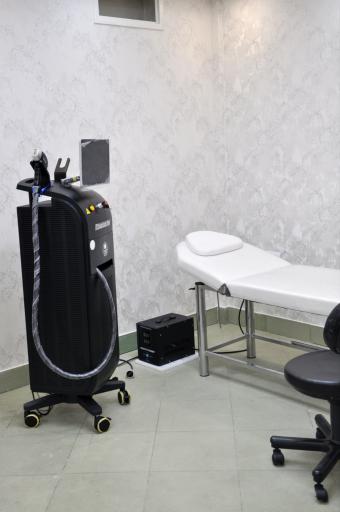 عکس مرکز لیزر دکتر خلیلیان