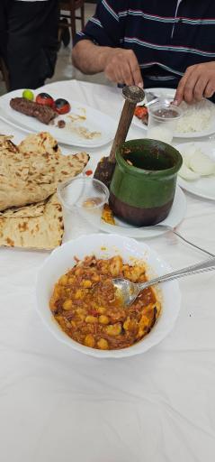 عکس رستوران عدل مینایی