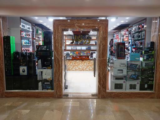 عکس فروشگاه کامپیوتر زرنگار