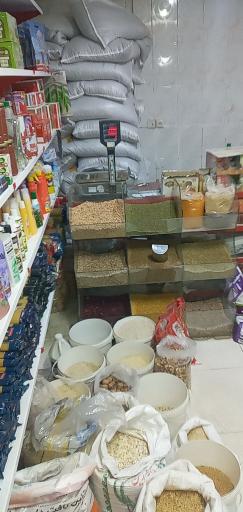 عکس فروشگاه مواد غذایی طاها