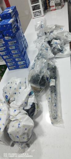 عکس لوازم یدکی خودرو حسن 