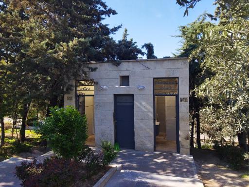 عکس سرویس بهداشتی بوستان گلبرگ