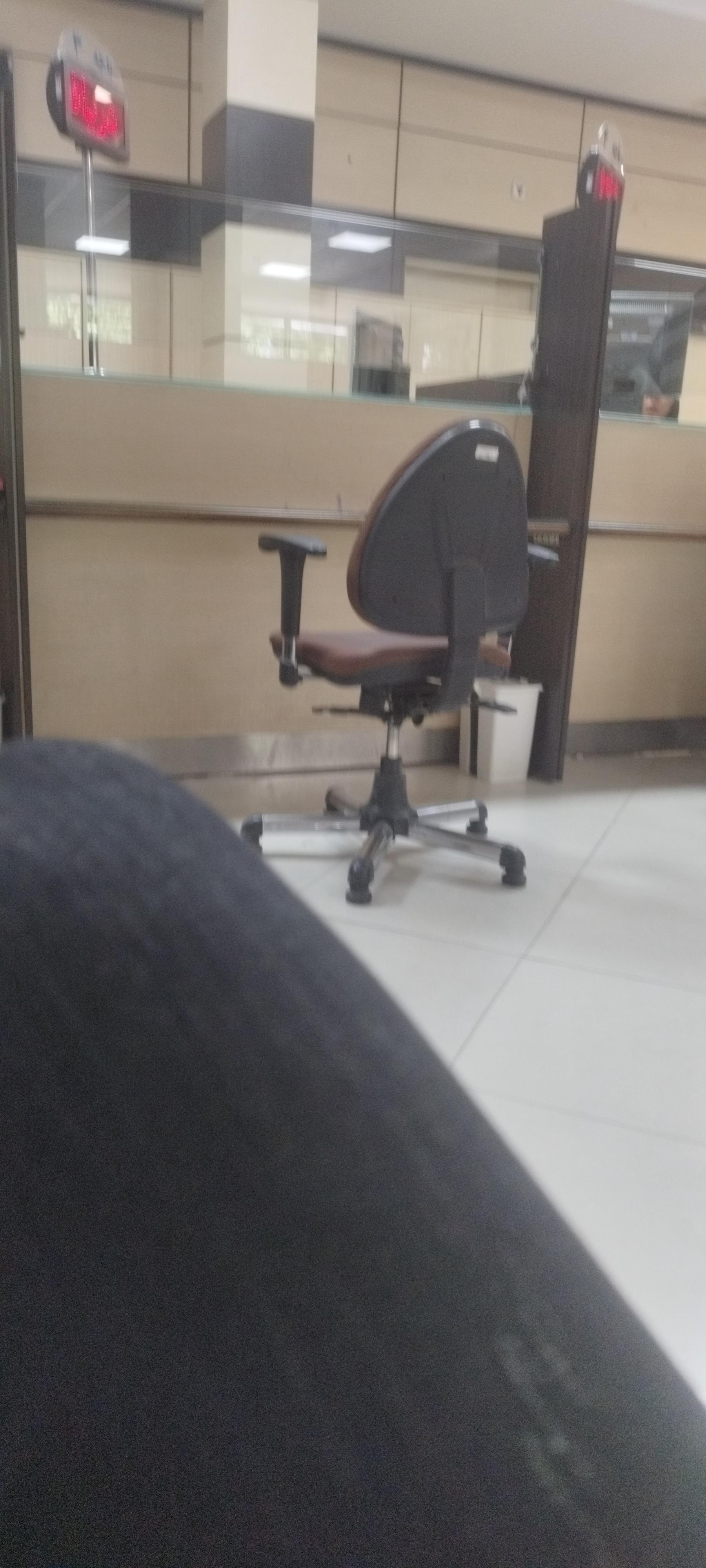 عکس بانک صادرات شعبه هنرستان