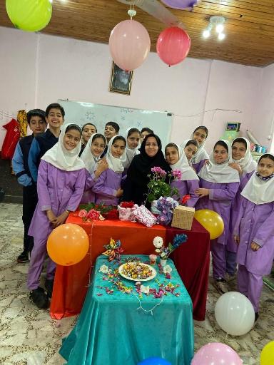 عکس مدرسه سید جمالدین اسدابادی