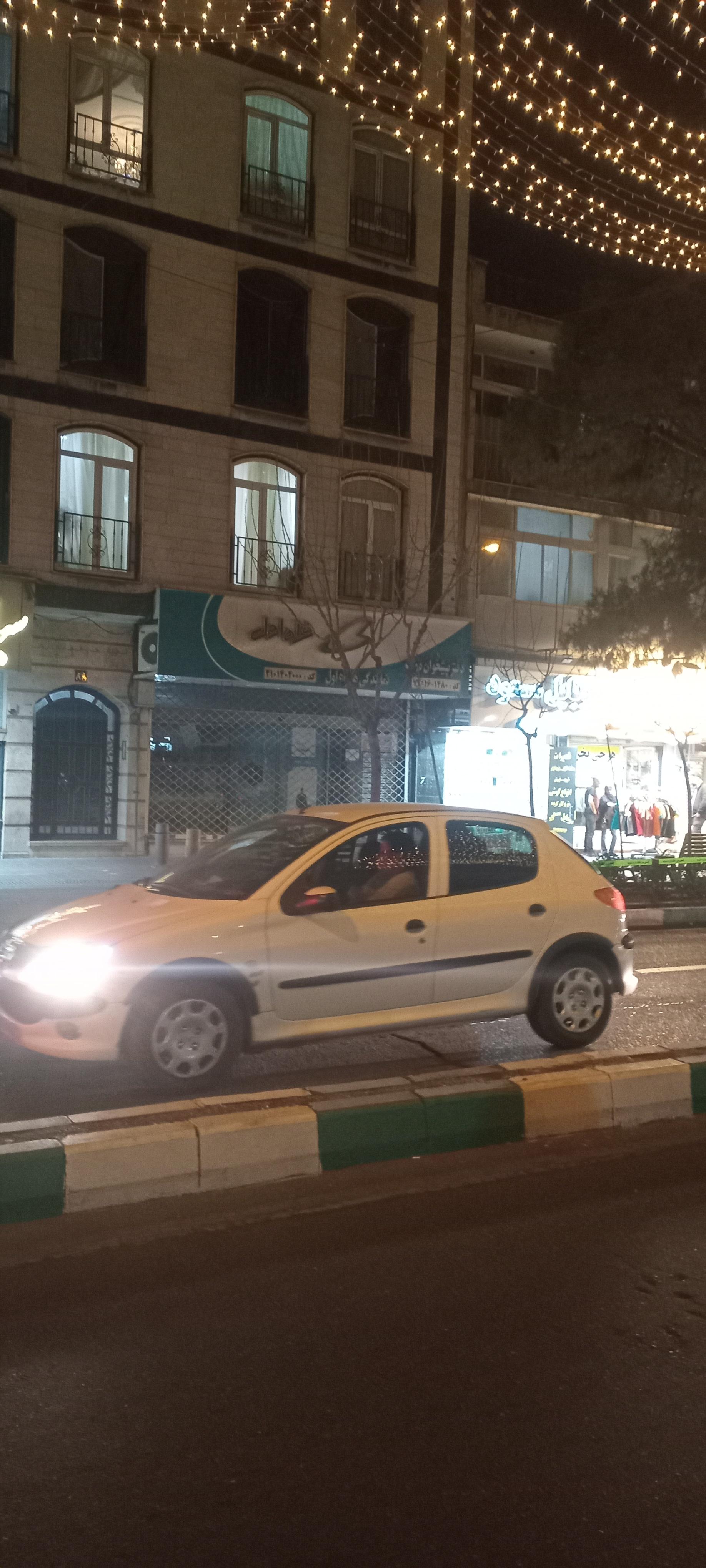 عکس نمایندگی همراه اول