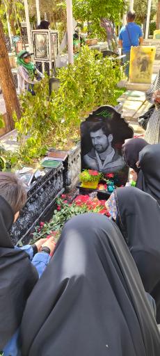 عکس مزار شهید سجاد زبرجدی سهراب