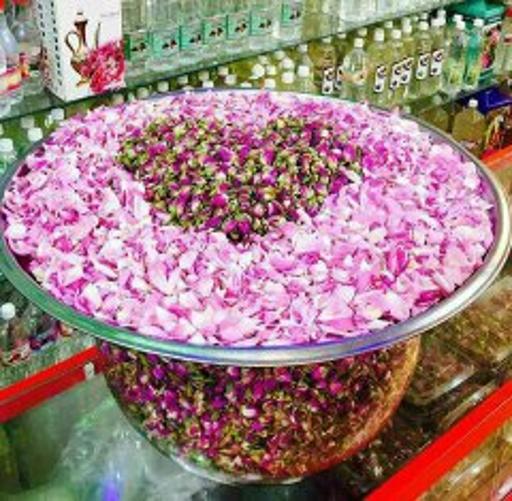 عکس عطاری و دمنوش کده گل نرگس
