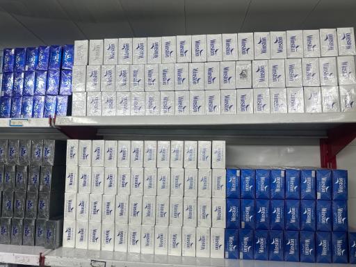 عکس سیگارت آیهان 